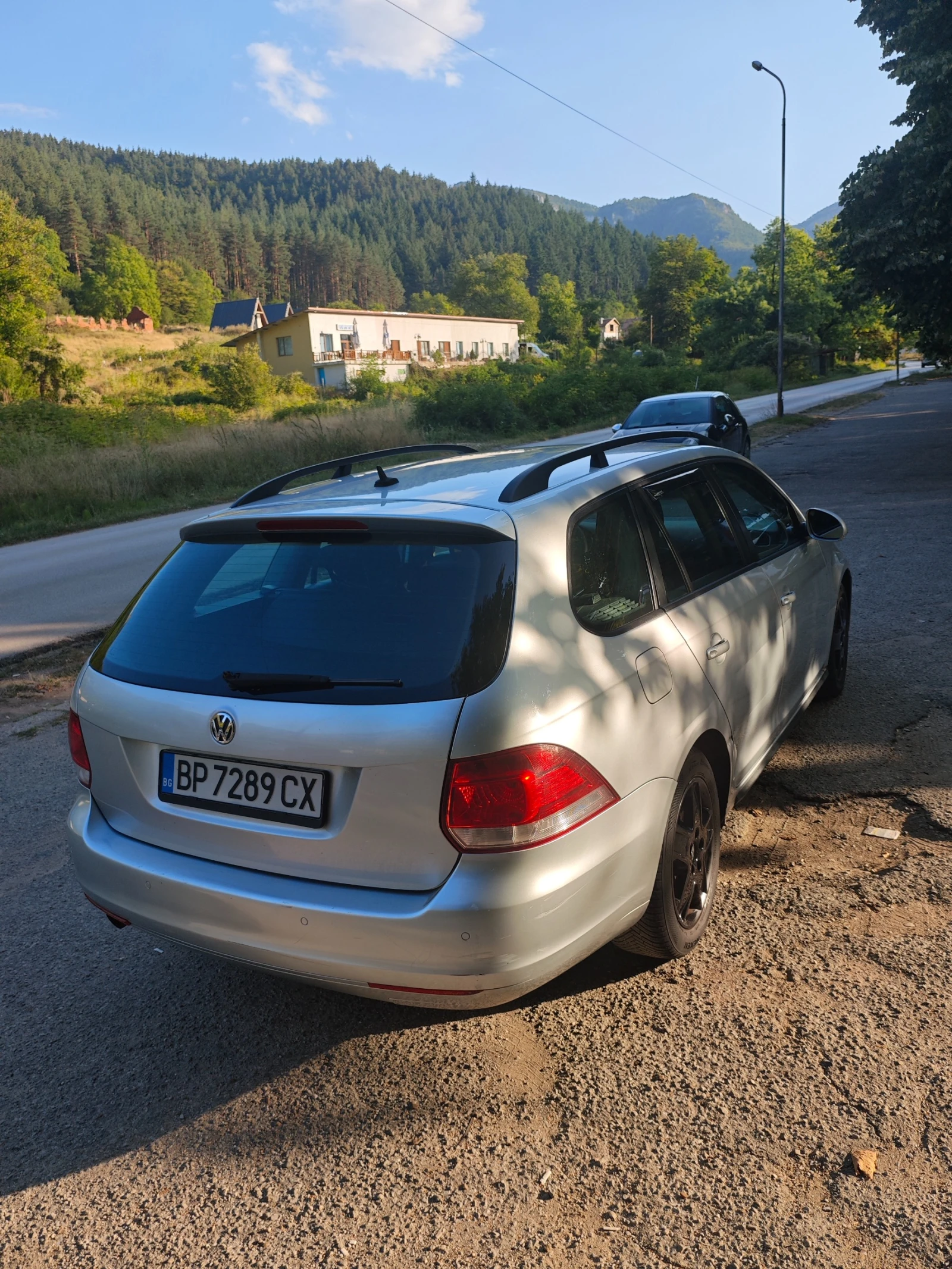 VW Golf 1.6TDI РЕГИСТРИРАН, снимка 10 - Автомобили и джипове - 55939571