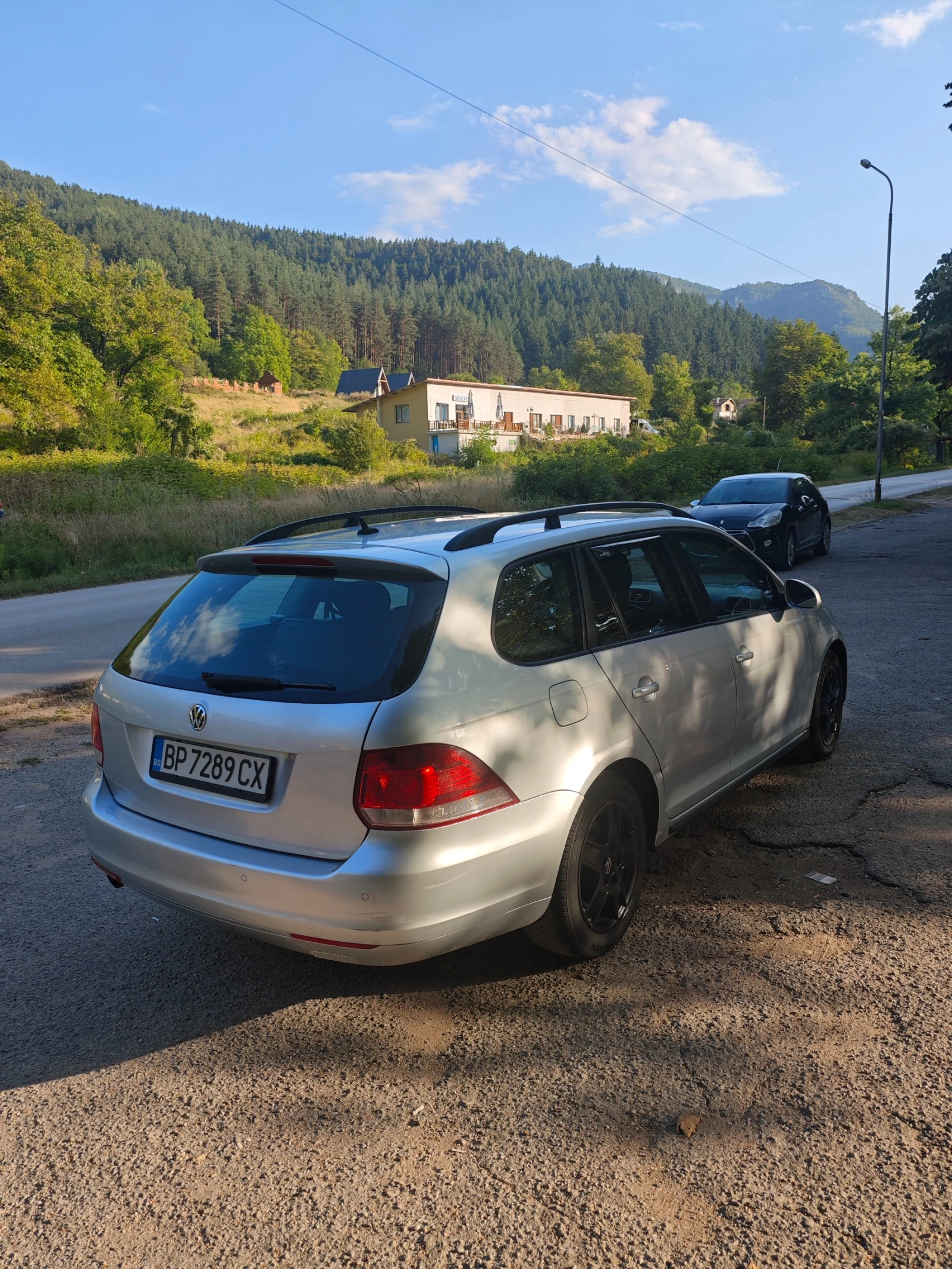 VW Golf 1.6TDI РЕГИСТРИРАН, снимка 6 - Автомобили и джипове - 55939571