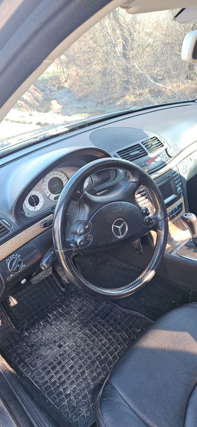 Mercedes-Benz E 220 CDI, снимка 6 - Автомобили и джипове - 55965954