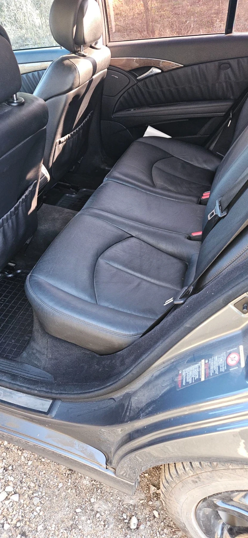 Mercedes-Benz E 220 CDI, снимка 9 - Автомобили и джипове - 55965954