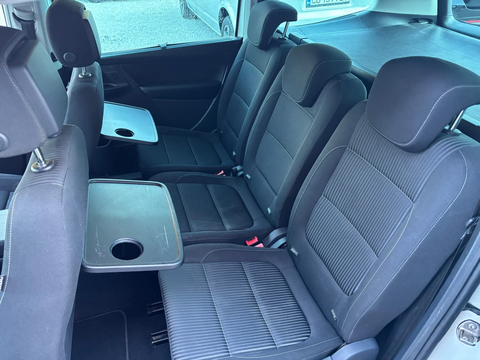 Seat Alhambra 2.0 TDI АВТОМАТ, снимка 10 - Автомобили и джипове - 56131597
