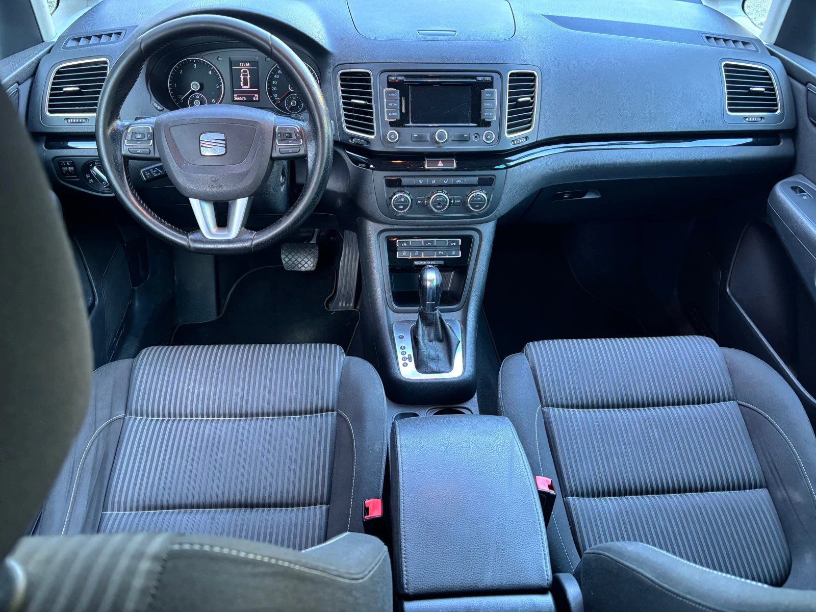 Seat Alhambra 2.0 TDI АВТОМАТ, снимка 12 - Автомобили и джипове - 56131597