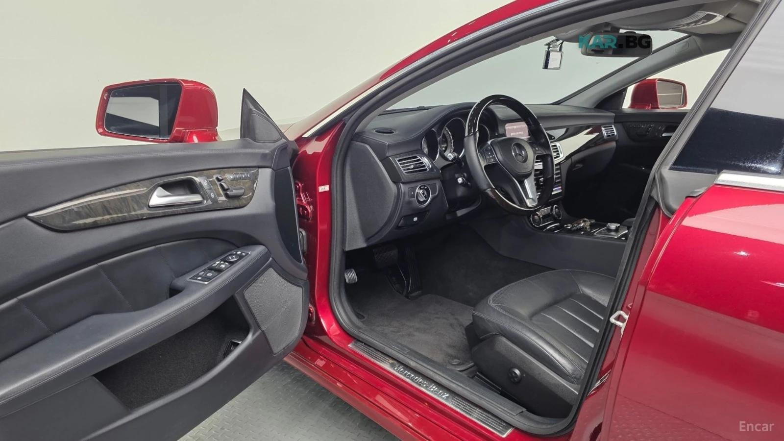 Mercedes-Benz CLS 350 КОЖА* ОБДУХВ* НАВИ* ПАНО* КАМЕРА, снимка 8 - Автомобили и джипове - 56155446