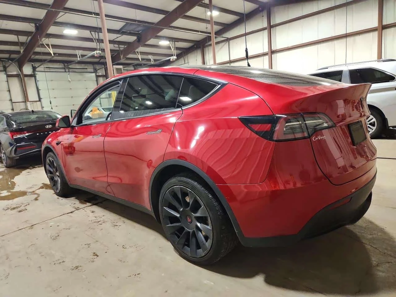 Tesla Model Y Long Range / Carfax / Застраховател , снимка 2 - Автомобили и джипове - 56168906