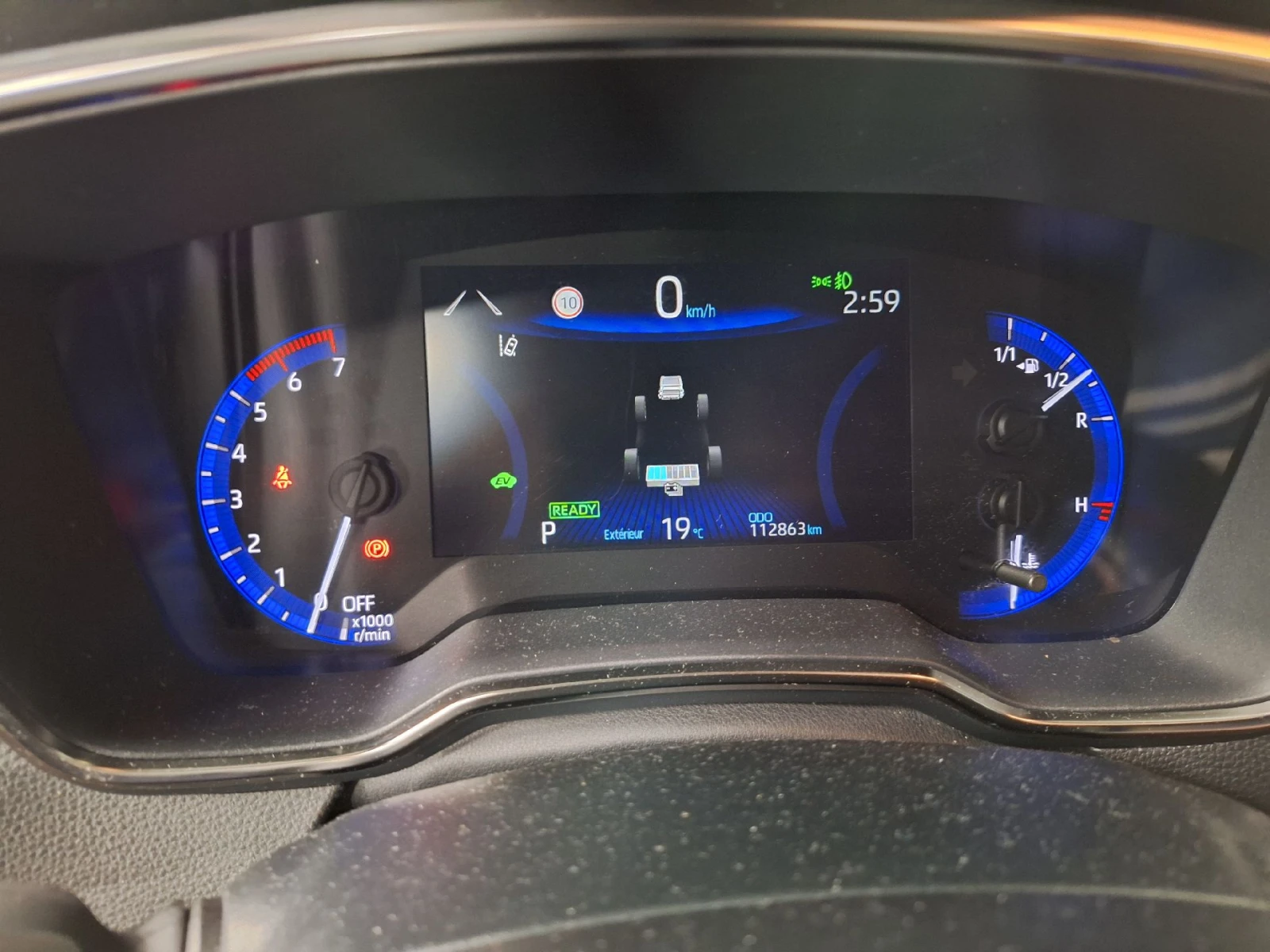 Toyota Corolla 1.8 Hybrid GR Sport LED Navi, снимка 10 - Автомобили и джипове - 56288344
