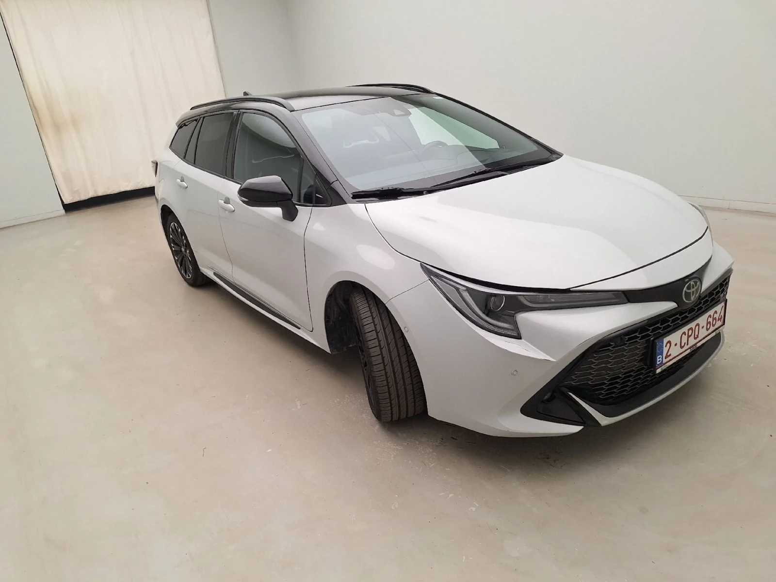 Toyota Corolla 1.8 Hybrid GR Sport LED Navi, снимка 3 - Автомобили и джипове - 56288344