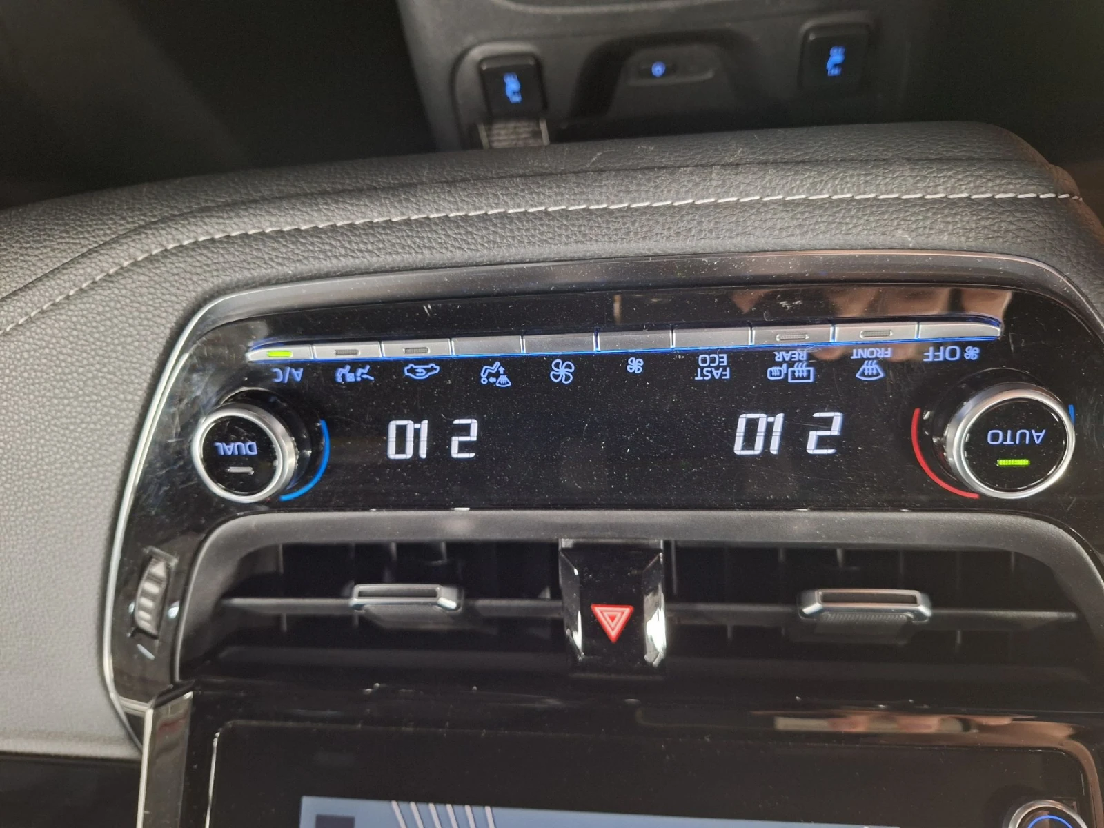 Toyota Corolla 1.8 Hybrid GR Sport LED Navi, снимка 15 - Автомобили и джипове - 56288344