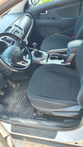 Kia Sportage 3 - 8500 € / 16624.56 лв. - 33756277 9