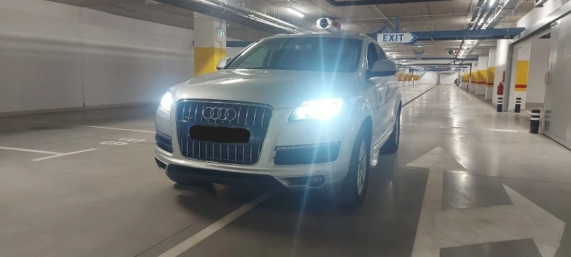 Audi Q7 3.0TDI, снимка 5 - Автомобили и джипове - 47809160