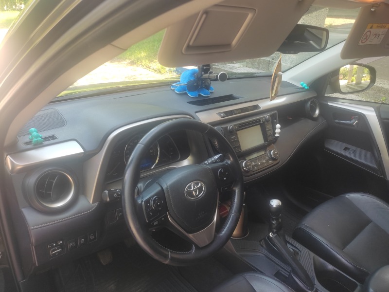 Toyota Rav4, снимка 5 - Автомобили и джипове - 45653555
