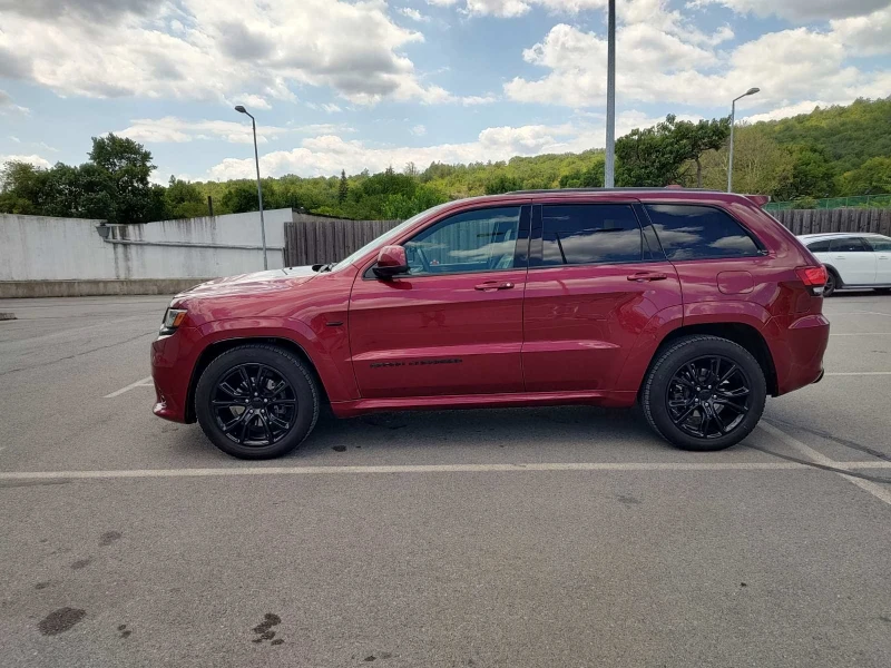 Jeep Grand cherokee LAREDO SRT LINE, снимка 2 - Автомобили и джипове - 47374539