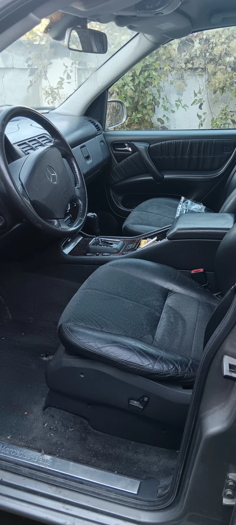 Mercedes-Benz ML 270, снимка 4 - Автомобили и джипове - 52298258