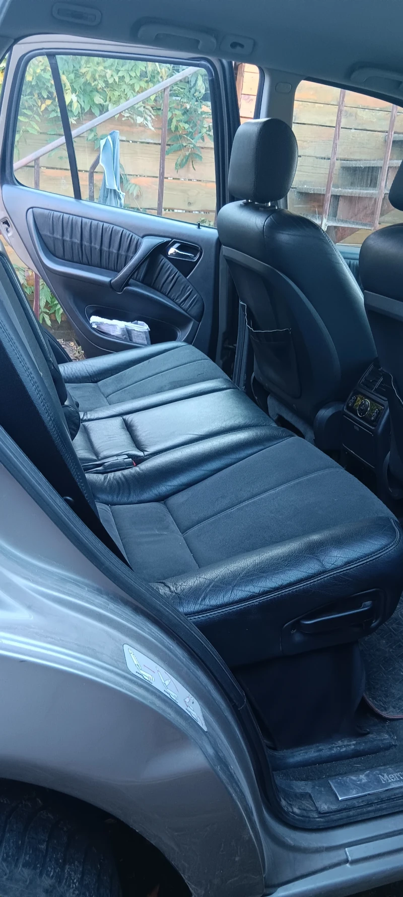 Mercedes-Benz ML 270, снимка 6 - Автомобили и джипове - 52298258