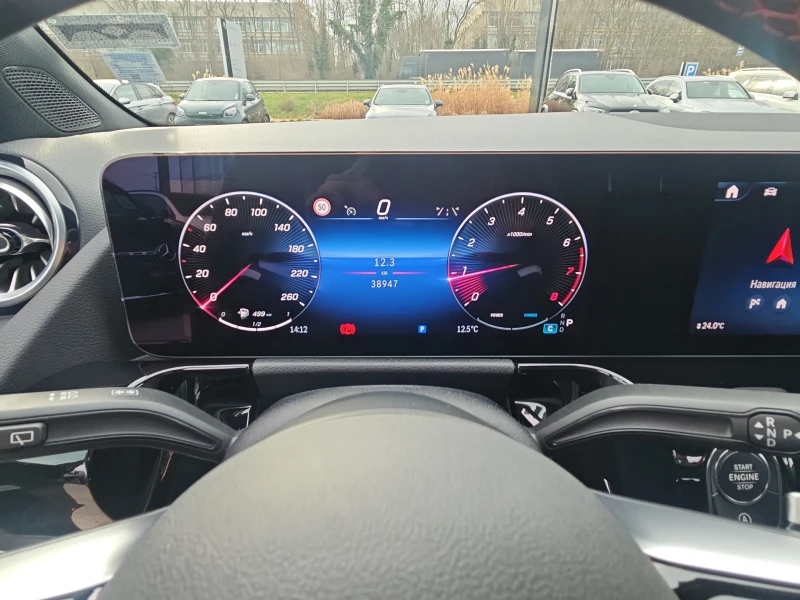 Mercedes-Benz GLA 220 220 4MATIC, снимка 14 - Автомобили и джипове - 53235217