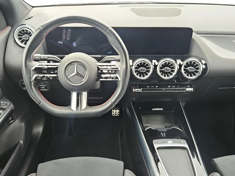 Mercedes-Benz GLA 220 220 4MATIC, снимка 7 - Автомобили и джипове - 53235217