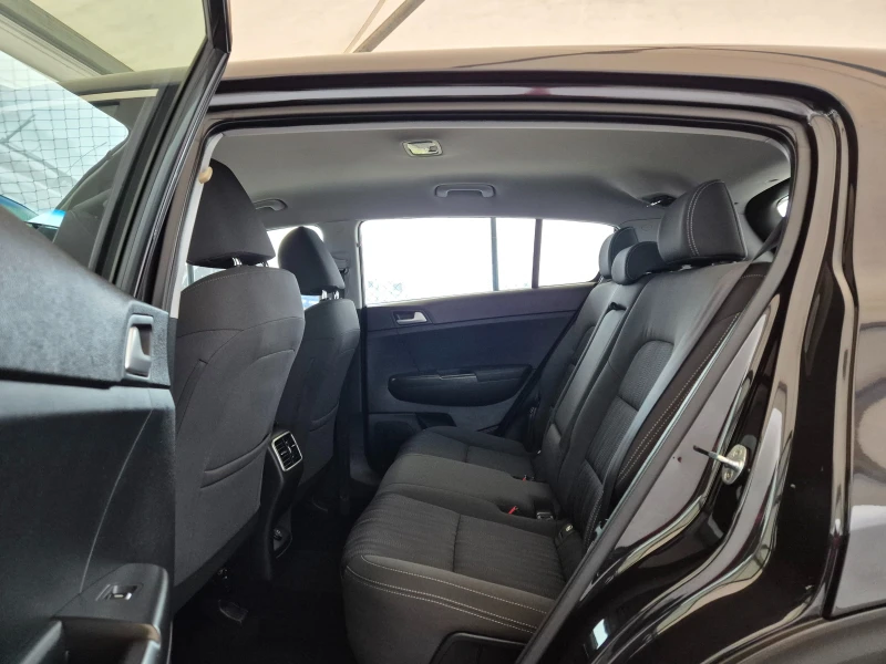 Kia Sportage 17CRDI* NAVI* 113000km* , снимка 14 - Автомобили и джипове - 53284687