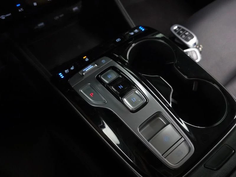 Hyundai Tucson 1.6 177 hp Automatic, снимка 9 - Автомобили и джипове - 55843366