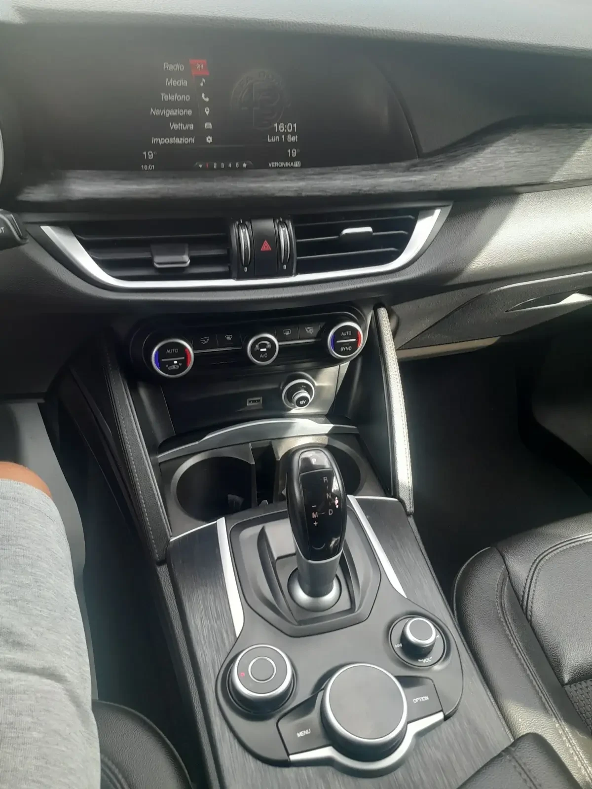 Alfa Romeo Stelvio 2.2D 8 skorosti  - изображение 10