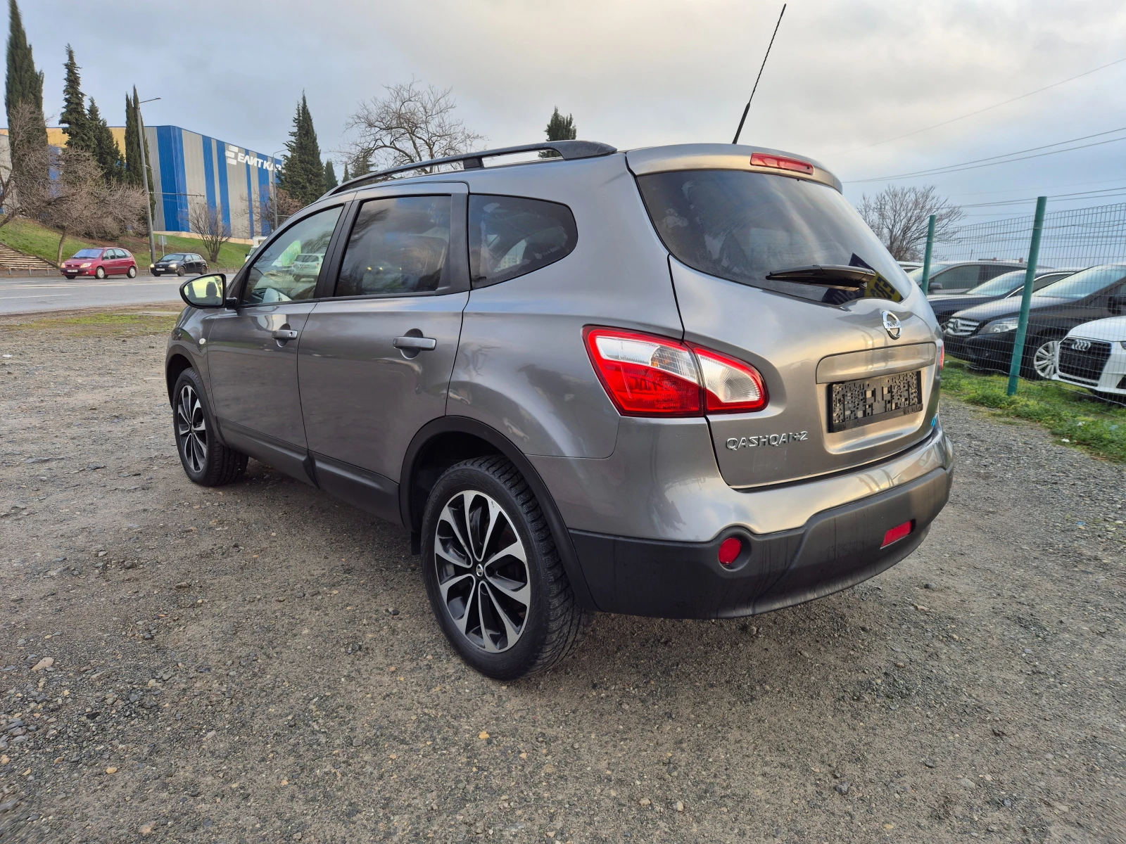 Nissan Qashqai + 2 1.6DCI  - изображение 3