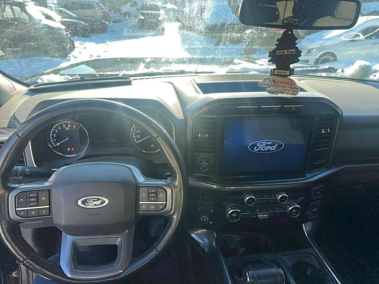 Ford F150 XL 4WD SuperCrew 5.5' Box, снимка 9 - Автомобили и джипове - 53912602