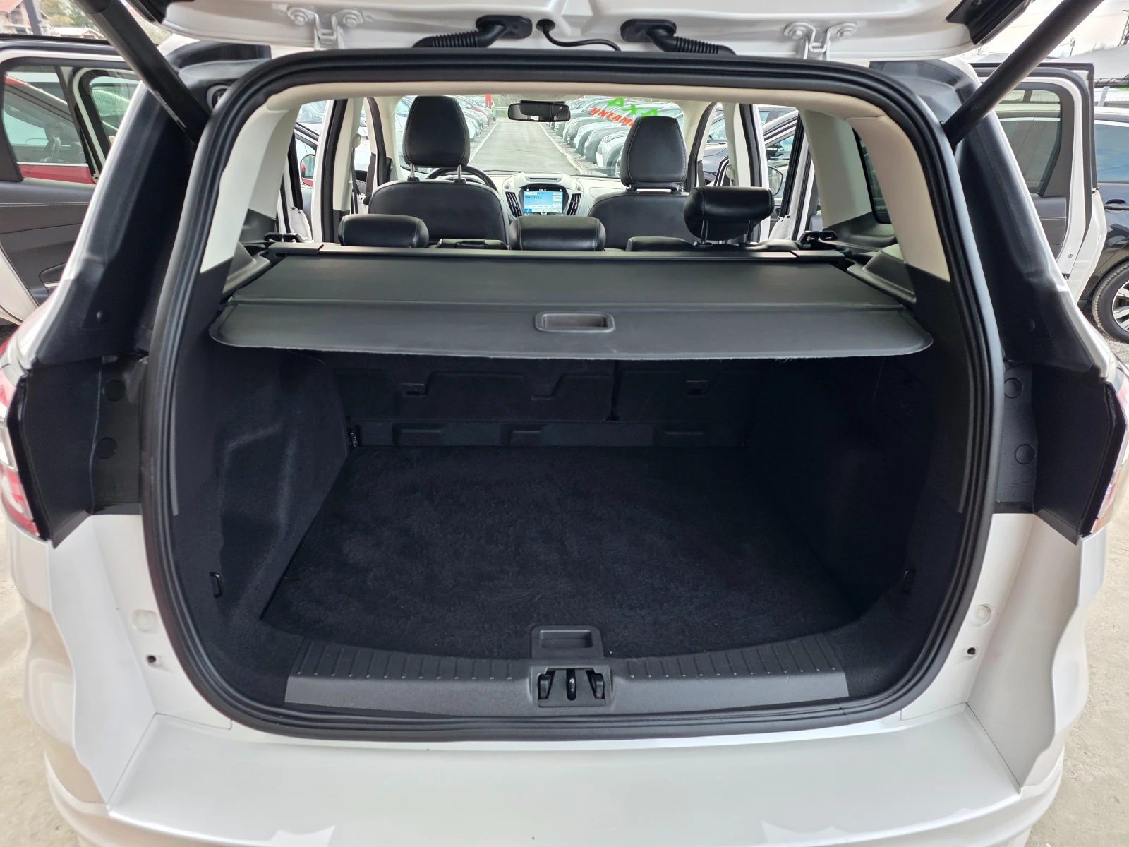 Ford Kuga VIGNALE 1.5I-182к.с EURO 6 АВТОМАТИК-ШВЕЙЦАРИЯ, снимка 17 - Автомобили и джипове - 54058523