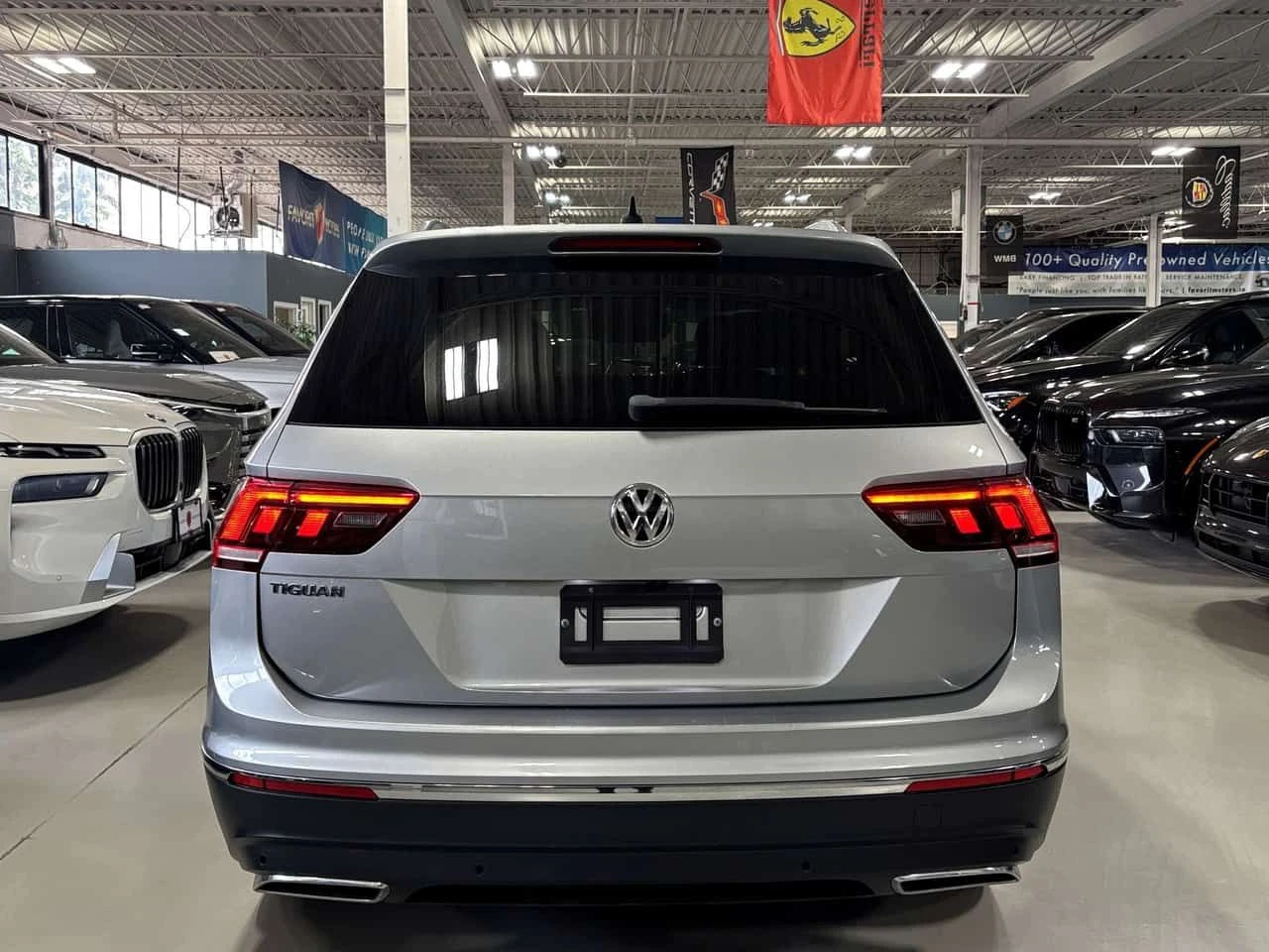 VW Tiguan * Highline| 4MOTION| AWD| 7PASSENGER| NAV| PANOROO, снимка 4 - Автомобили и джипове - 54905270