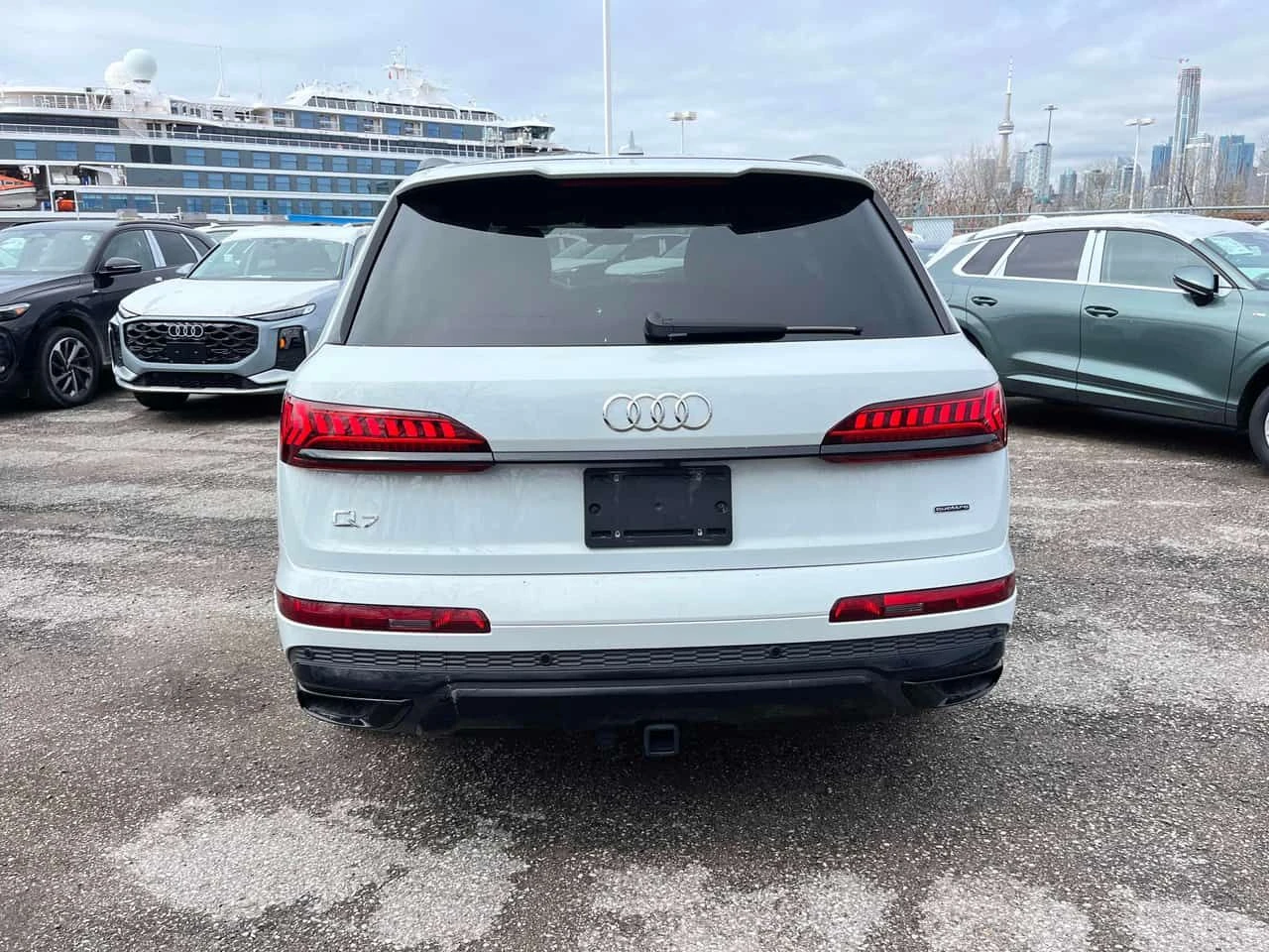 Audi Q7 QUATTRO * ГЛАВНО ПРЕДСТАВИТЕЛСТВО НА AUDI* , снимка 5 - Автомобили и джипове - 55218651