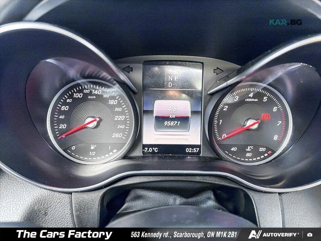 Mercedes-Benz GLC 300 * PANO * 4MATIC * Автокредит * (Цена до България), снимка 15 - Автомобили и джипове - 55302588