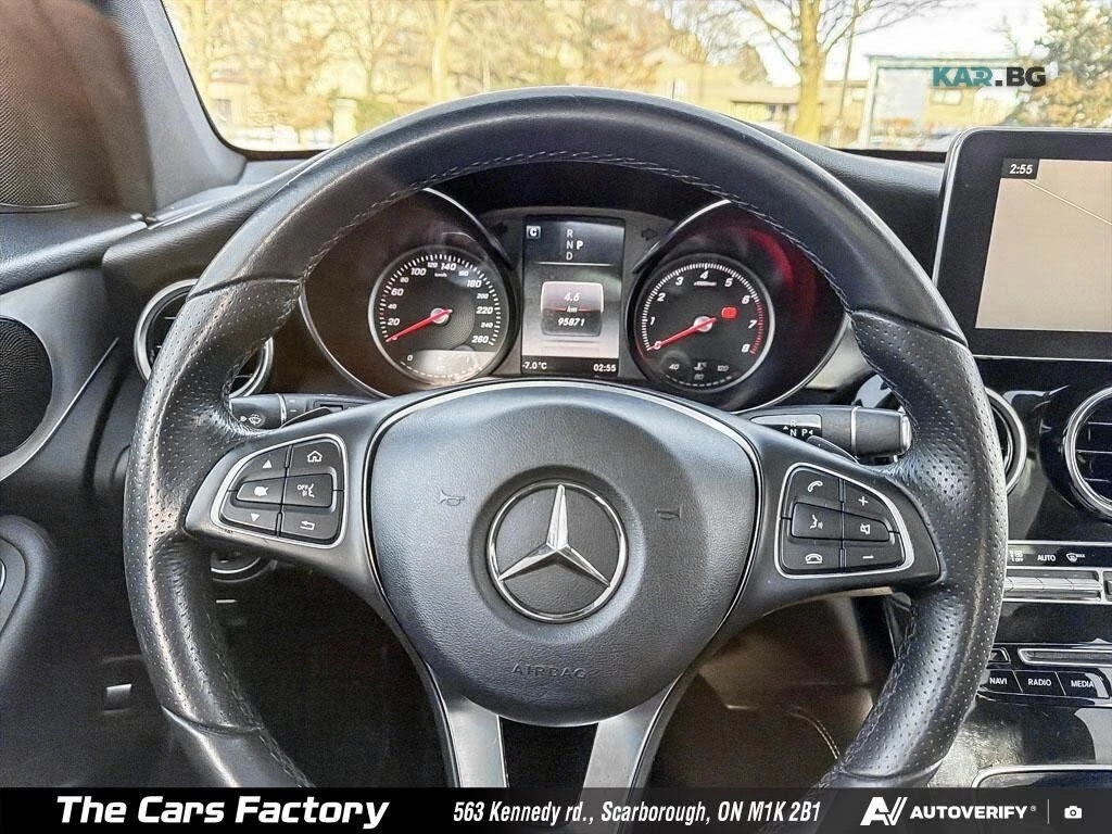 Mercedes-Benz GLC 300 * PANO * 4MATIC * Автокредит * (Цена до България), снимка 14 - Автомобили и джипове - 55302588