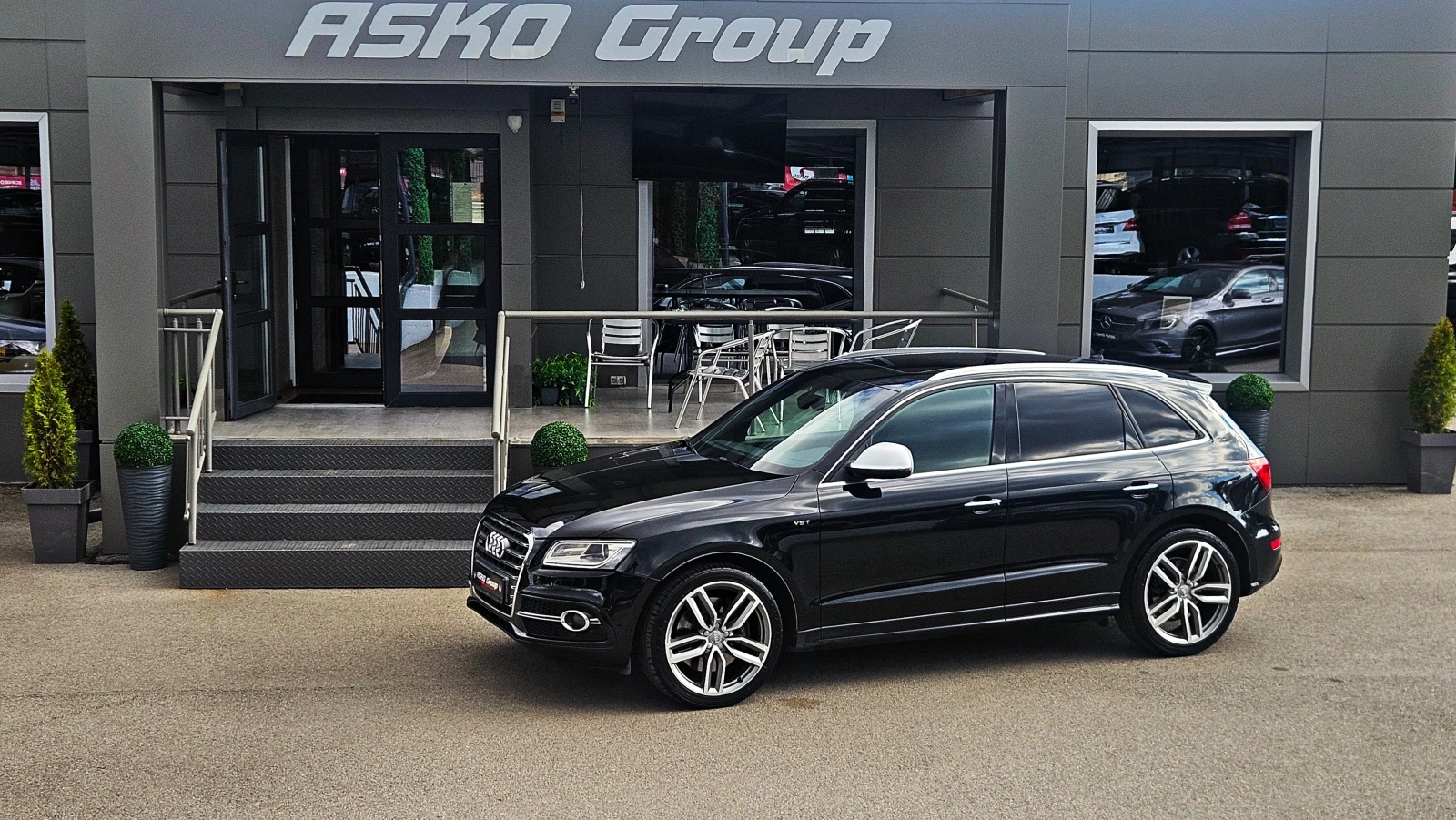Audi SQ5 S-LINE/313PS/GERMANY/PANO/DISTR/CAMERA/MEMORY/LIZI, снимка 17 - Автомобили и джипове - 55378326