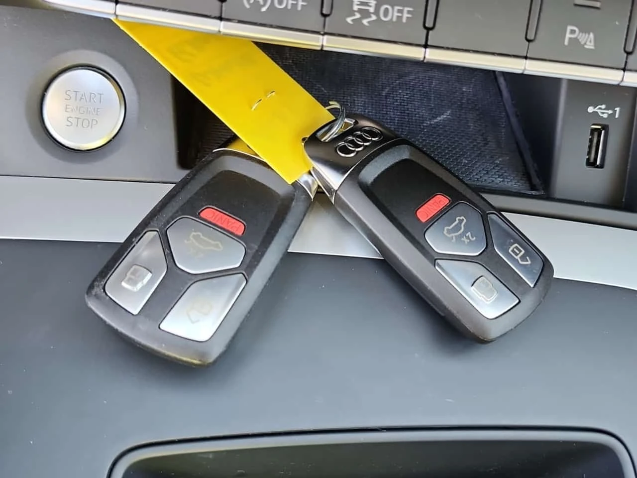 Audi Q5 * 45 Tfsi Quattro Komfort * CARFAX *  | Mobile.bg � ����������� 8