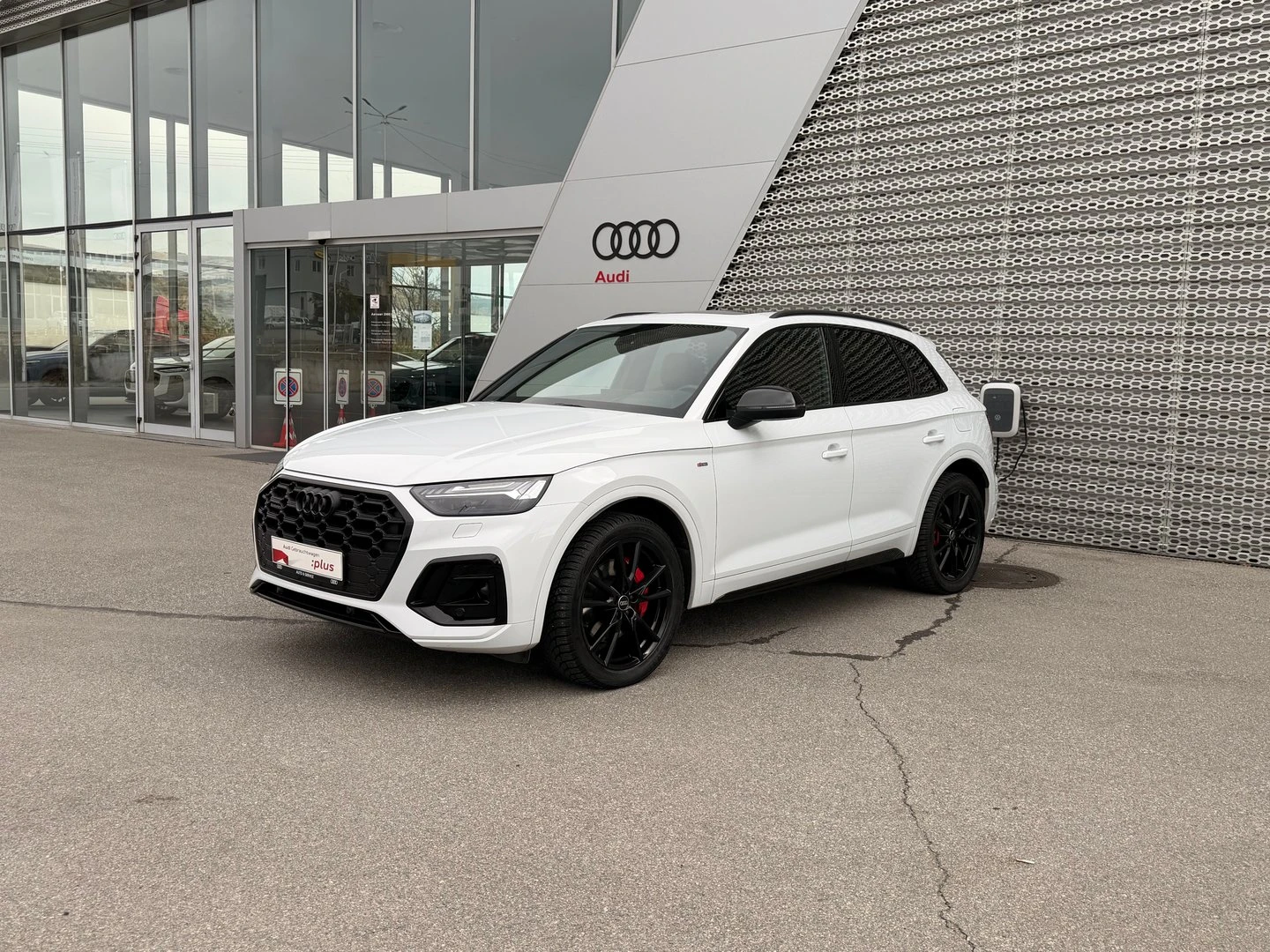 Audi Q5, снимка 6 - Автомобили и джипове - 56635213