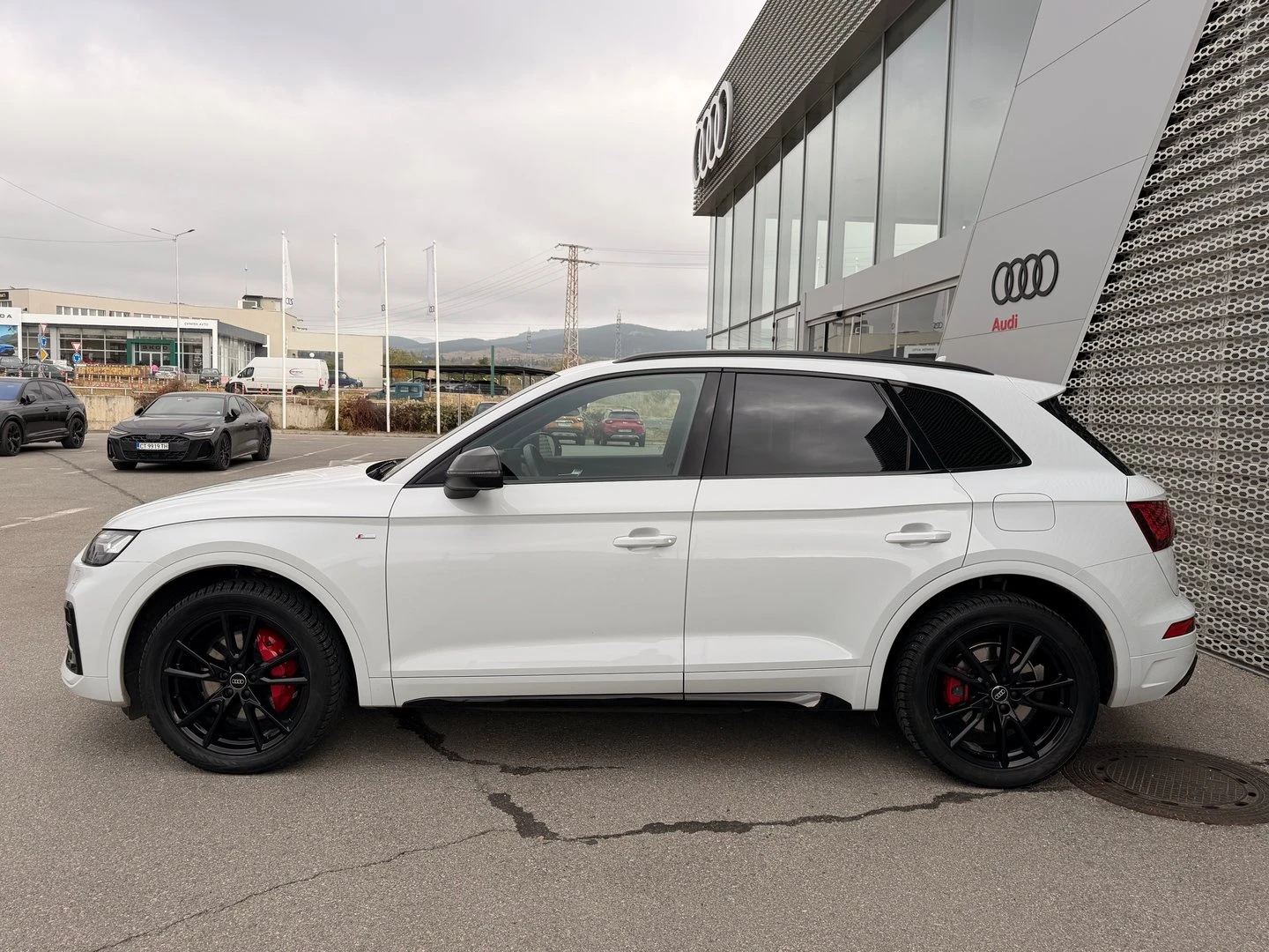 Audi Q5, снимка 5 - Автомобили и джипове - 56635213
