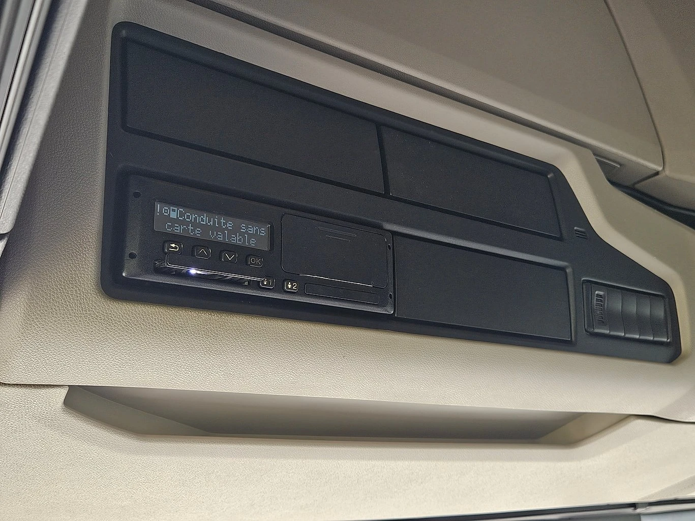 Scania R 450 ретардер, снимка 16 - Камиони - 53900681