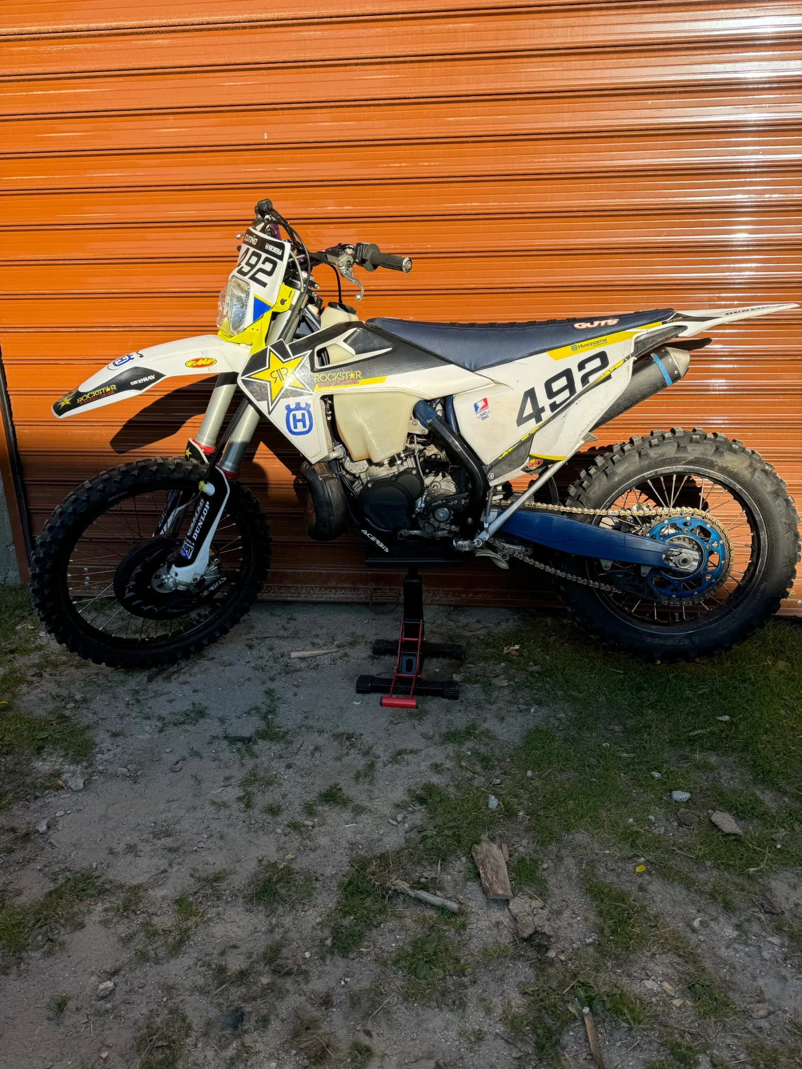 Husqvarna TE 250, снимка 3 - Мотоциклети и мототехника - 55513566
