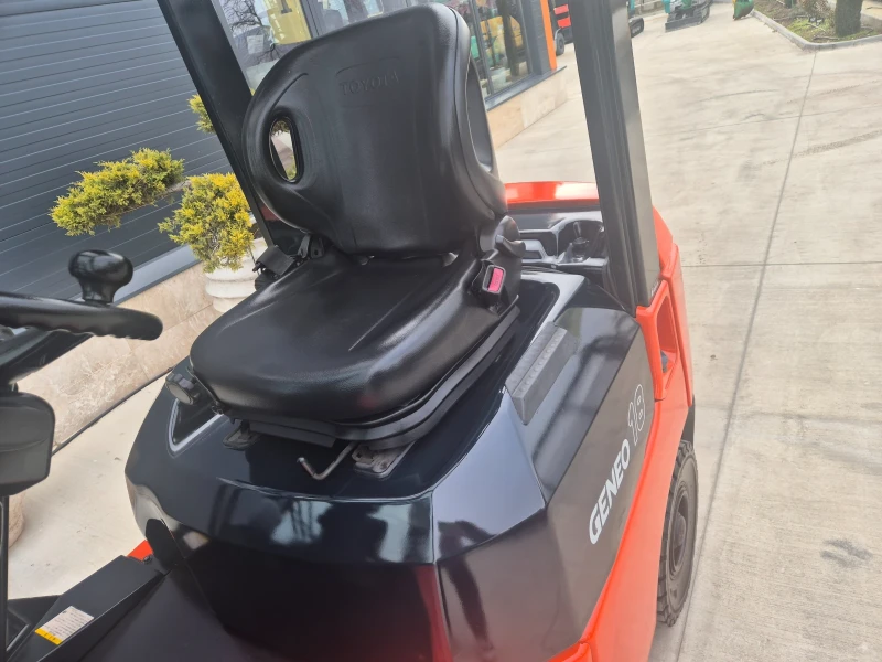 Мотокар Toyota 1.8 тона / ИЗРАВНИТЕЛ / ПАРНО / ЧЕЛНО СТЪКЛО !, снимка 9 - Индустриална техника - 53086320