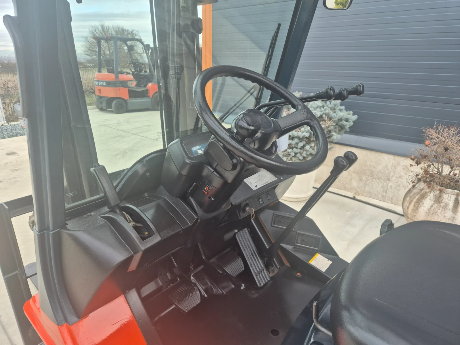 ������� Toyota 1.8 ���� / ���������� / ����� / ����� ������ ! | Mobile.bg � ����������� 10