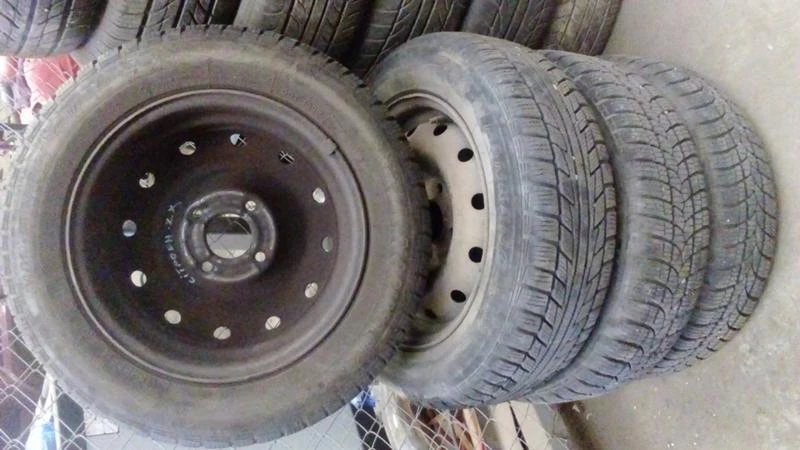 Гуми Зимни 175/65R14, снимка 15 - Гуми и джанти - 30159169