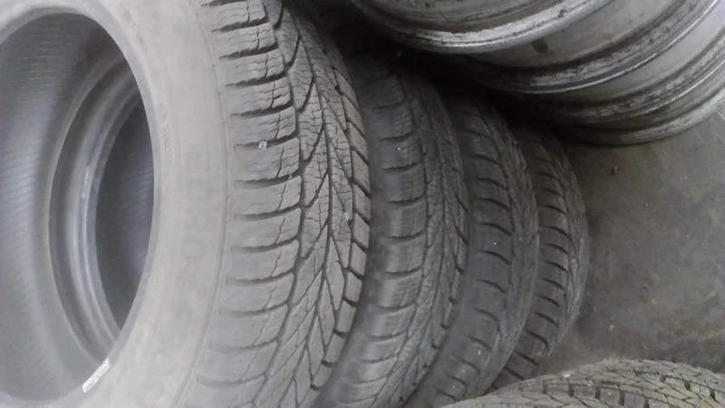 Гуми Зимни 175/65R14, снимка 9 - Гуми и джанти - 30159169