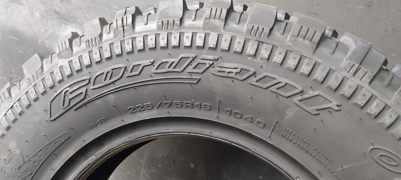 Гуми Всесезонни 225/75R16, снимка 4 - Гуми и джанти - 34695762