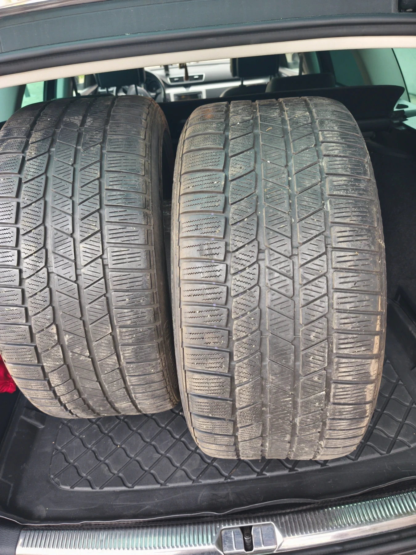 Гуми Всесезонни 285/35R20