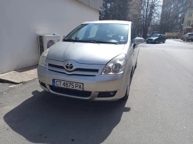 Toyota Corolla verso, снимка 1