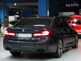 BMW 550 XDRIVE M SPORT + HEAD UP 360CAM PANO FULL, снимка 4