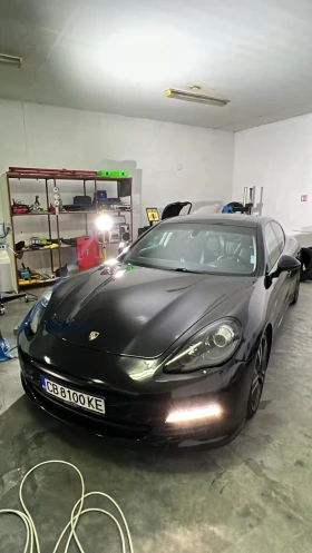     Porsche Panamera