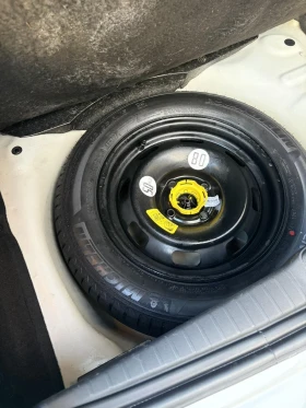 Peugeot 208 1.2 /82к./EURO6/ПЕРФЕКТНО СЪСТОЯНИЕ!, снимка 12