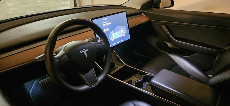 Tesla Model 3 Performance FSD Air Suspension, снимка 17 - Автомобили и джипове - 45103192