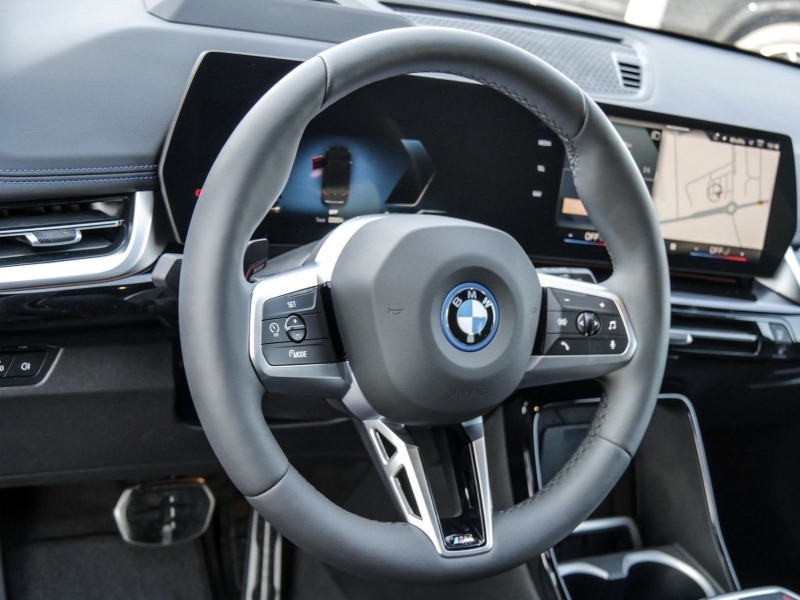BMW iX1 xDrive30 = M-Sport= Shadow Line Гаранция, снимка 6 - Автомобили и джипове - 46431709