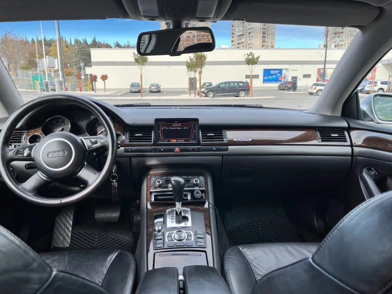 Audi A8 4.2 bezin, снимка 11 - Автомобили и джипове - 49442844