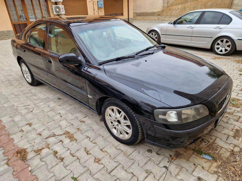 Volvo S60, снимка 5 - Автомобили и джипове - 48394810