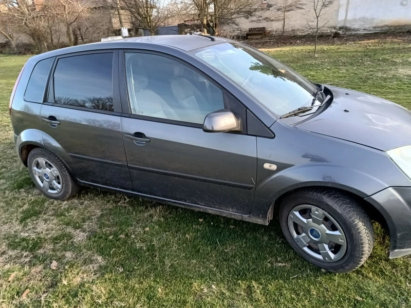 Ford Fiesta, снимка 12 - Автомобили и джипове - 48948283